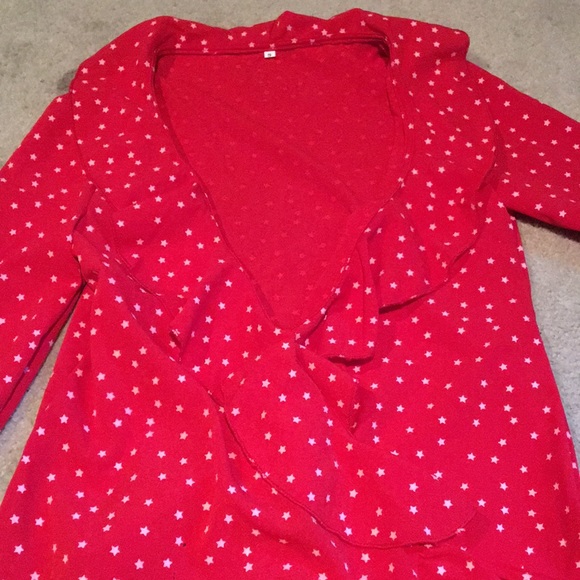 Red long sleeve star wrap dress - Picture 3 of 6